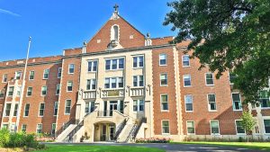 exterior front-crop-u172865